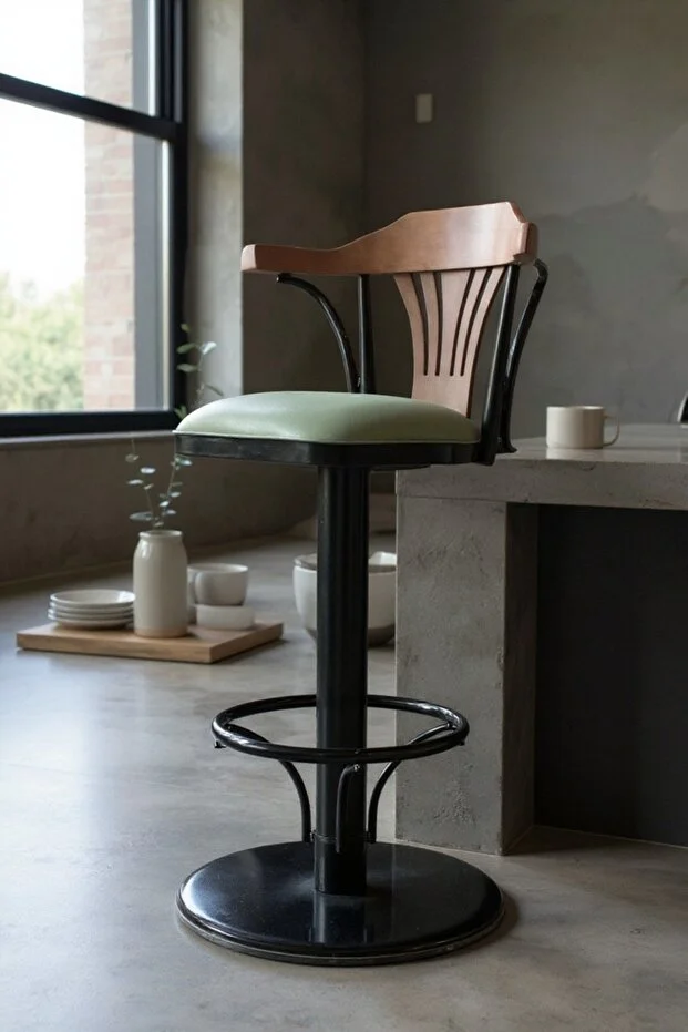 Dönerli Bar Sandalyesi – Yeşil Deri Oturum, İnegöl Ceviz Sırt 75 cm Yükseklik